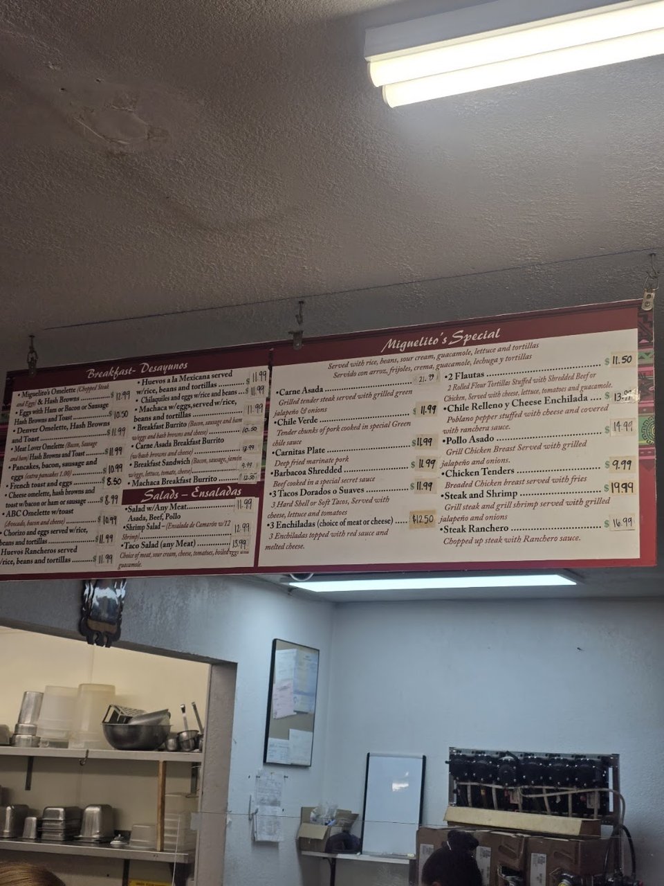 Menu board with breakfast and plate specials